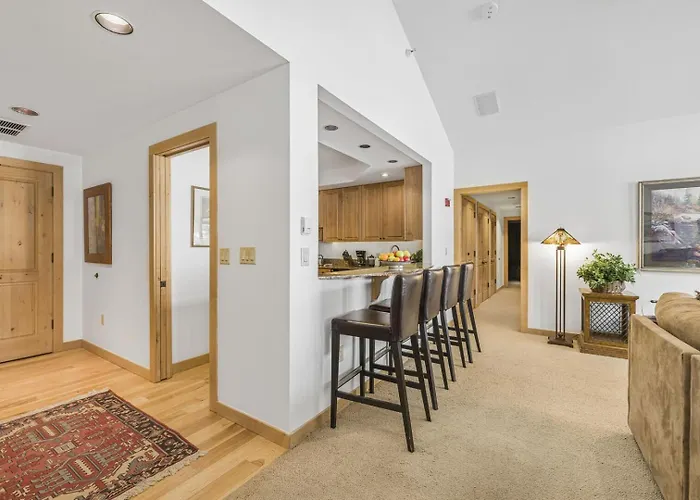 Rmr: Cody House D In * Teton Village