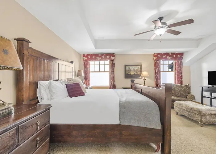 Apartment Rmr: Cody House D In *