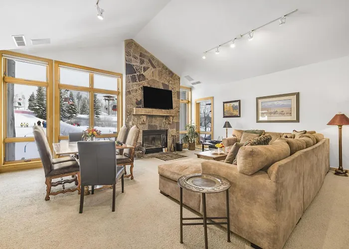 Apartment Rmr: Cody House D In