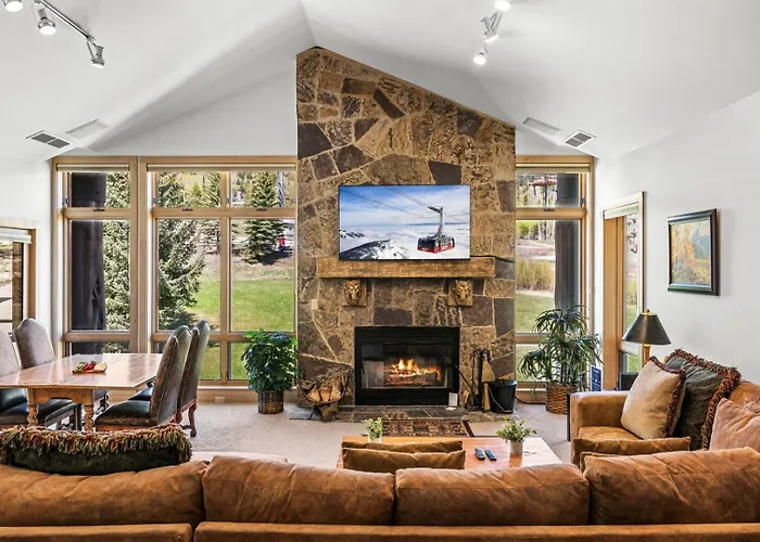 Apartment Rmr: Cody House D In