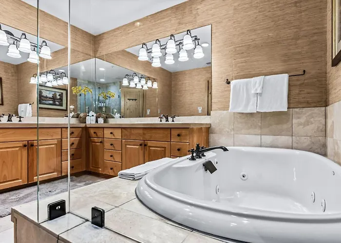 Apartment Rmr: Cody House D In Teton Village