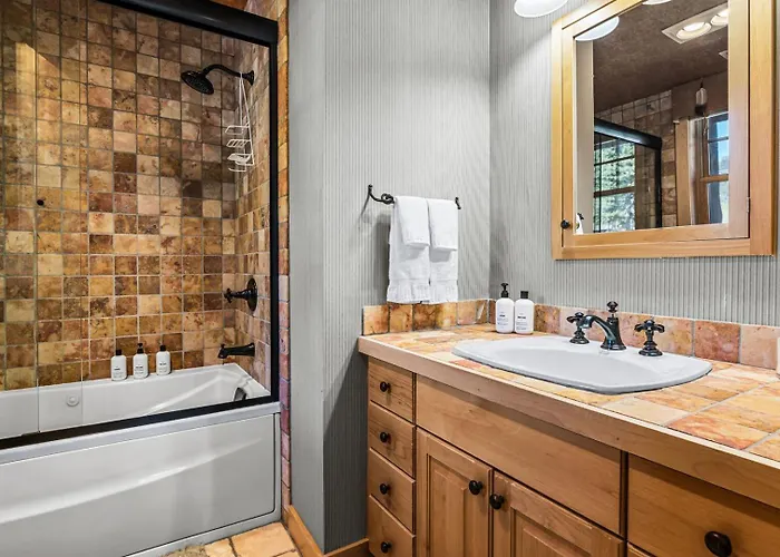 Rmr: Cody House D In Apartment Teton Village